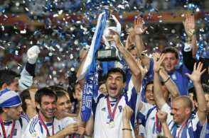 2004年欧洲杯决赛（2004年欧洲杯决赛葡萄牙vs希腊）